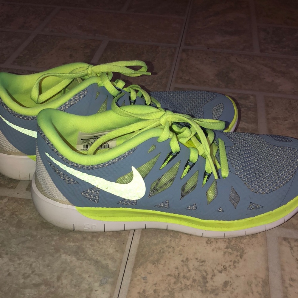 Nike Lime & Grey Sneakers *reposh*